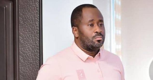 Desmond Elliot Biography 