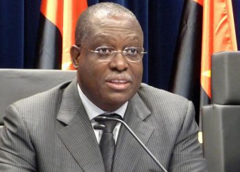 Manuel Vicente's Biography