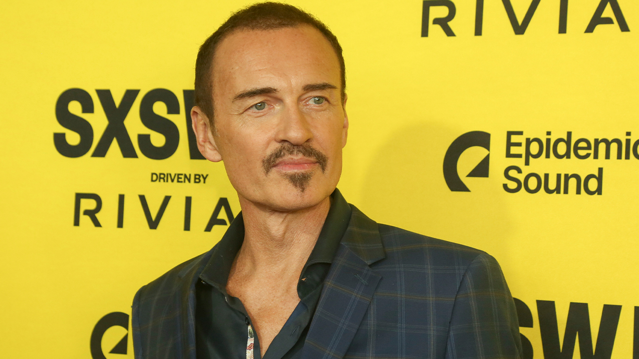 Julian Mcmahon