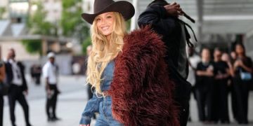 Beyonce at Paris