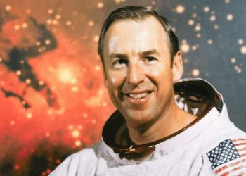 Jim Lovell