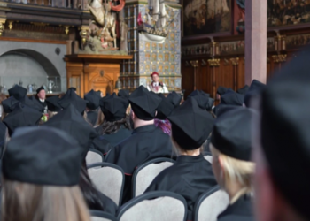 Top 10 High-Demand Degrees for Lucrative Jobs in the US