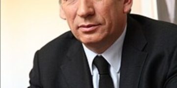 Bayrou Warns Early Elections Won’t Solve France’s Political Crisis