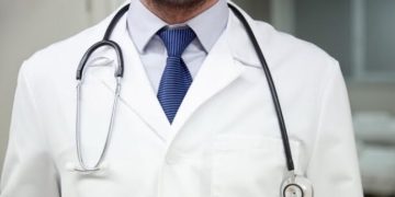 Doctor Leaves Patient Under Anaesthetic To Have Sex With Nurse